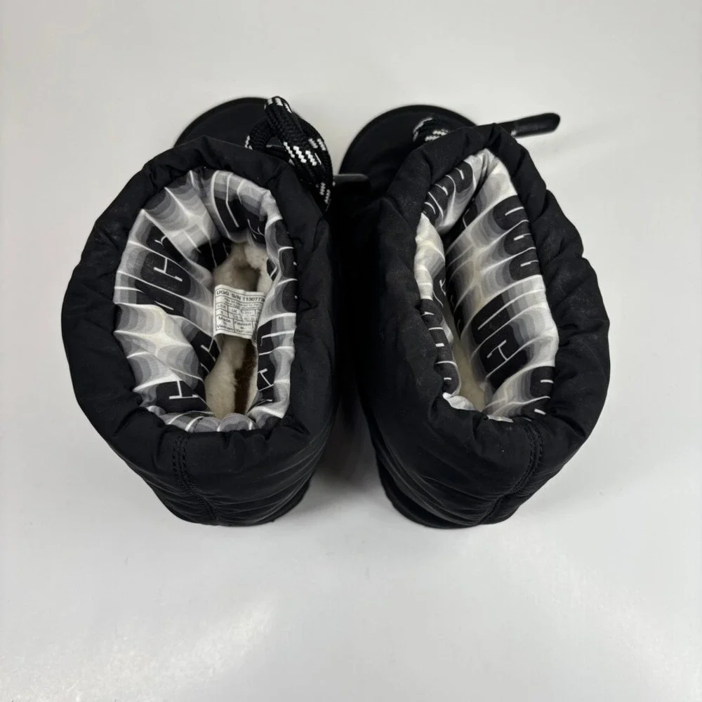 UGG Classic Maxi Short Kids' US Size 1 Black Puffer‎ Winter Snow Boots 1130773K